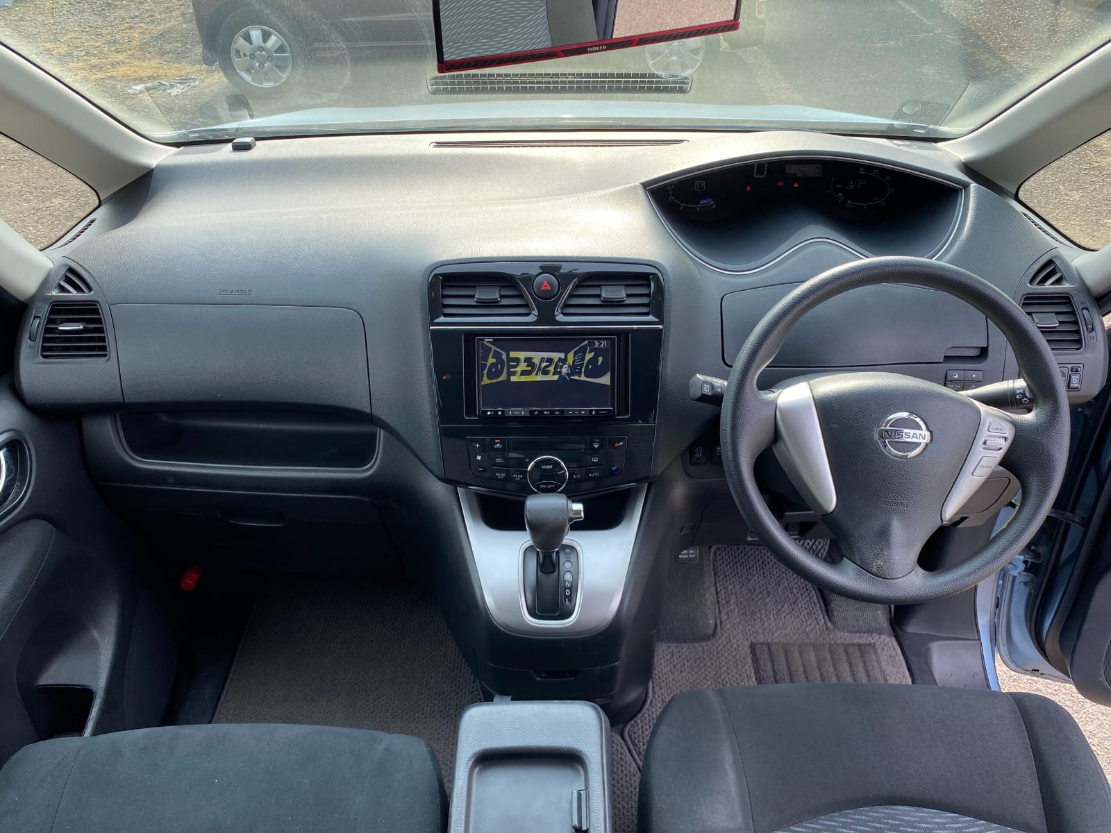 2013 NISSAN SERENA